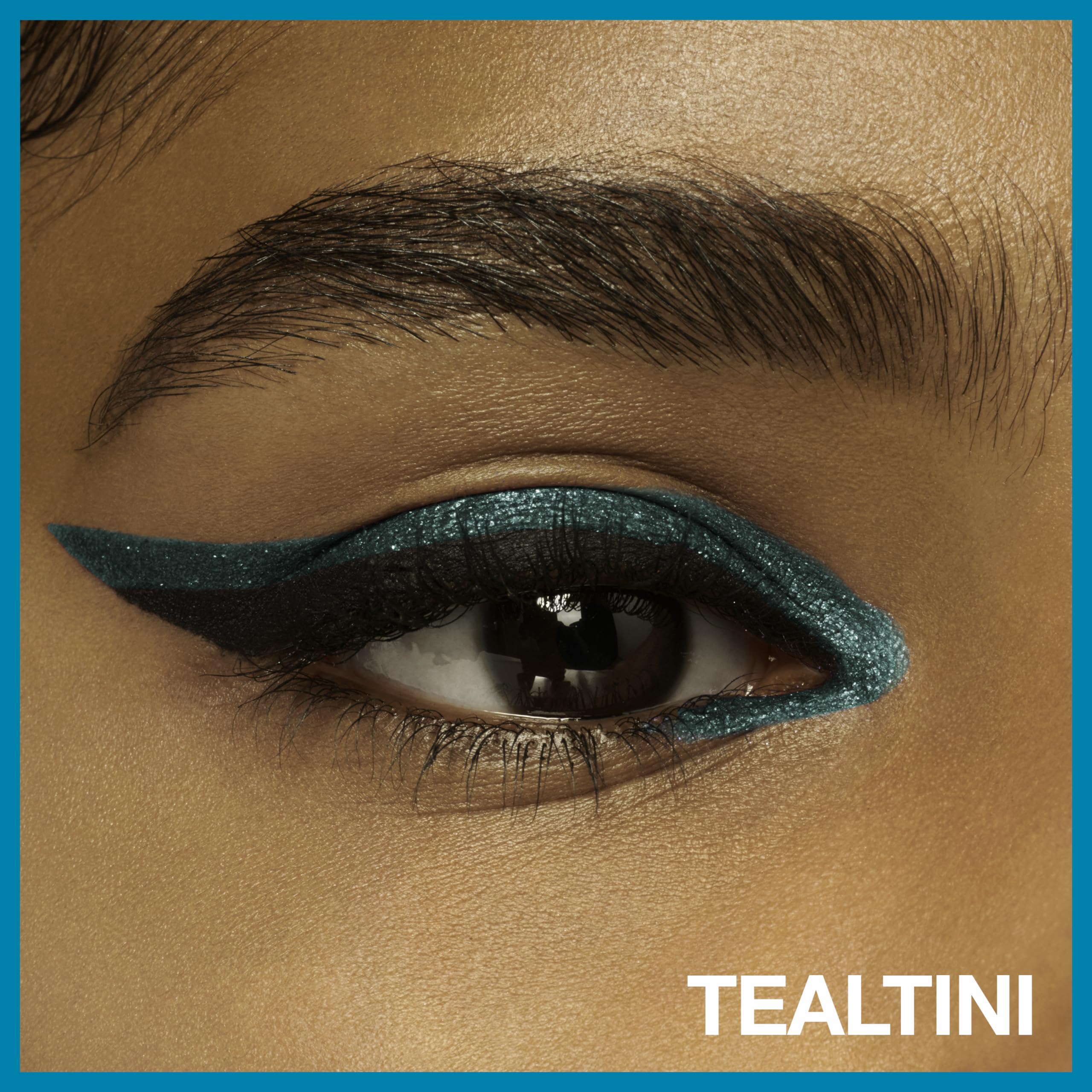 MAYBELLINE Tattoo Studio Teal Tini, pigmento intenso en un solo trazo.