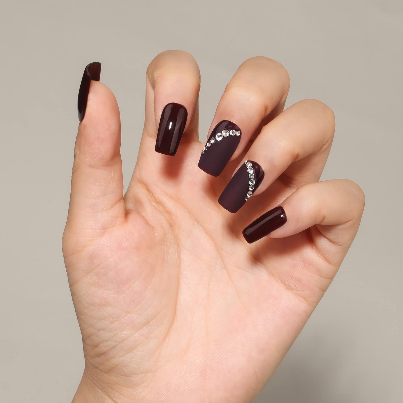 MAYCHAO gel uñas rojo cereza profundo, ideal para uso doméstico diario.