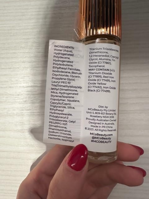 MCoBeauty Flawless Glow ilumina el look con brillo personalizable.