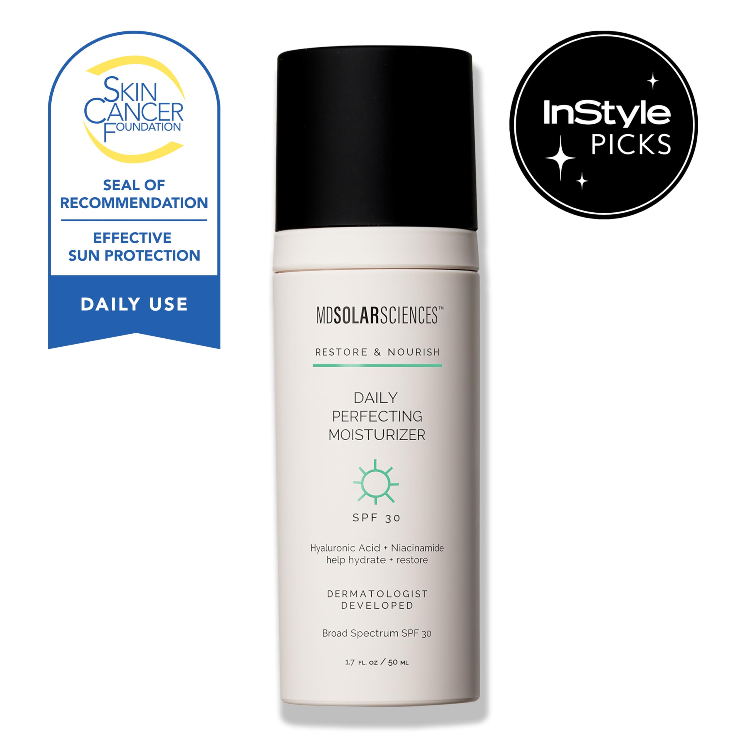 Textura ligera de MDSolarSciences Daily Perfecting Moisturizer SPF 30 sobre la piel.