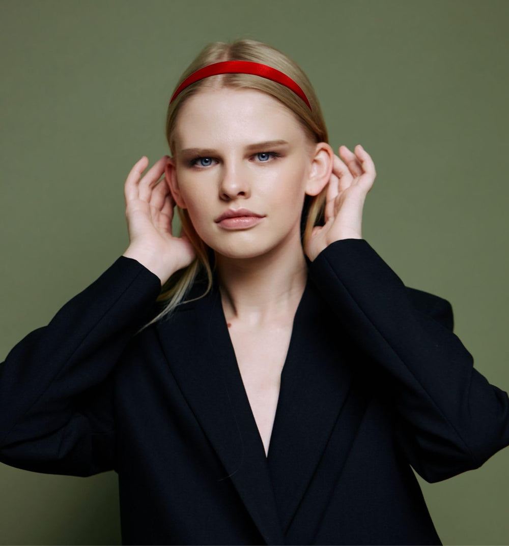 MDSTYLE banda satinada roja para mujer, estilo y confort.