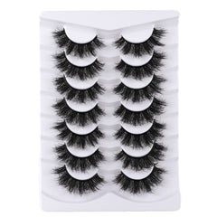 Pestañas postizas Mebver estilo ojo de gato para un look intenso y natural.