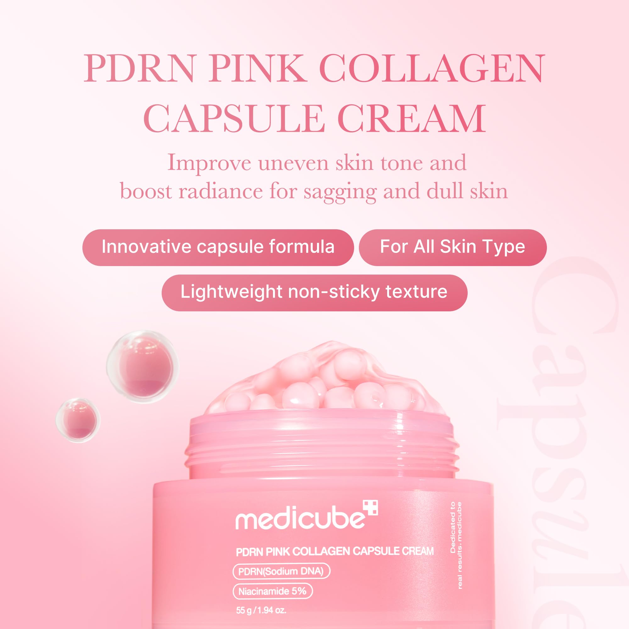 Medicube Gel rose translucide — texture légère pénètre sans film gras.