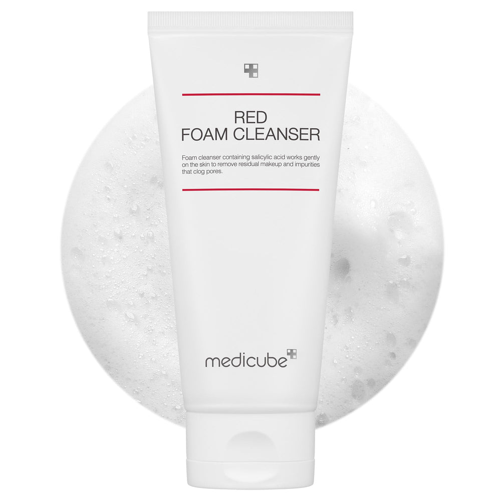 Medicube Limpiador Rojo Espuma, bote visible para limpieza suave y profunda.