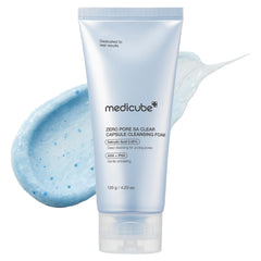 Medicube Zero Pore: cápsulas azules visibles durante la limpieza para controlar el exceso de sebo.