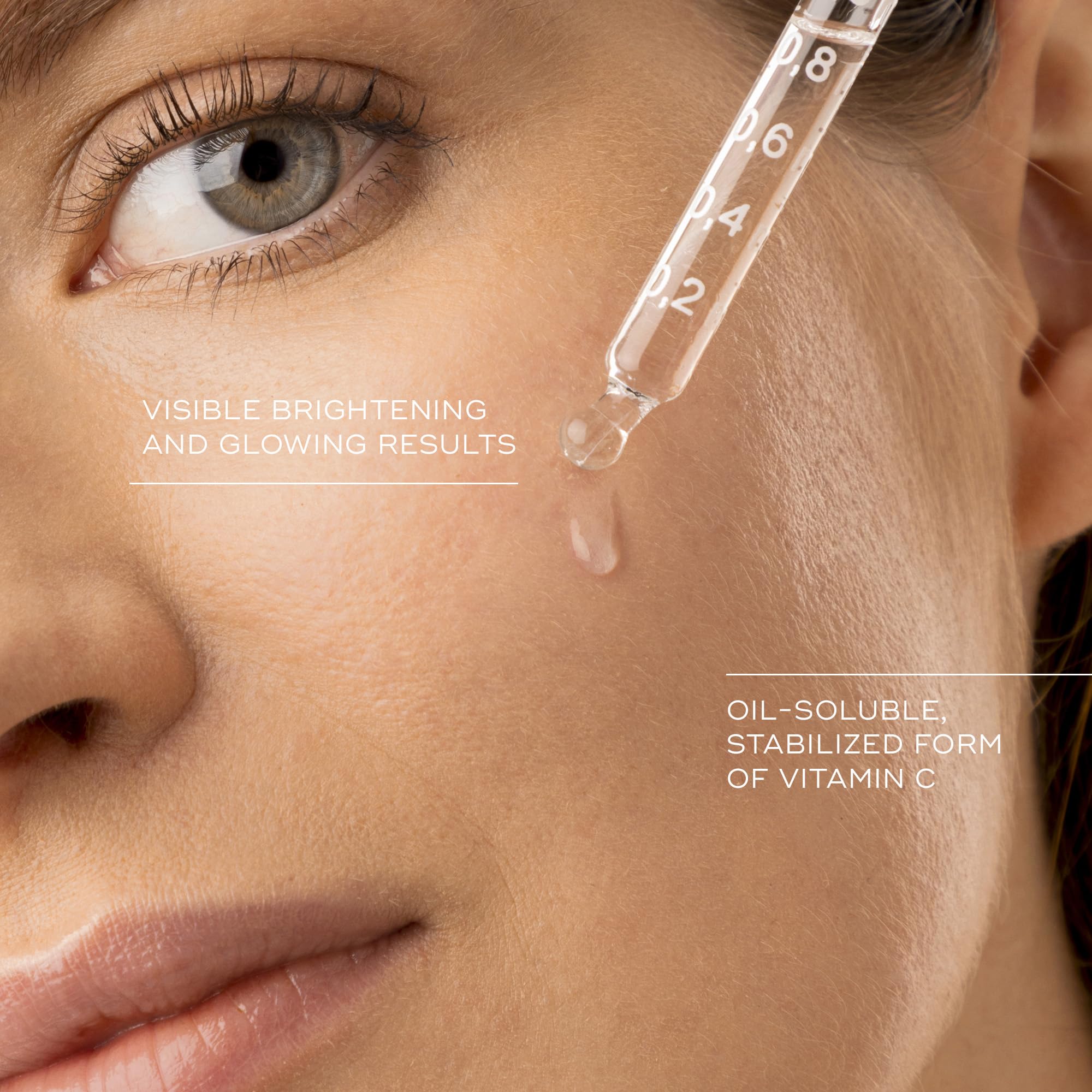 Medik8 C-Tetra con vitamina E y vitamina C estable para cuidado antioxidante.