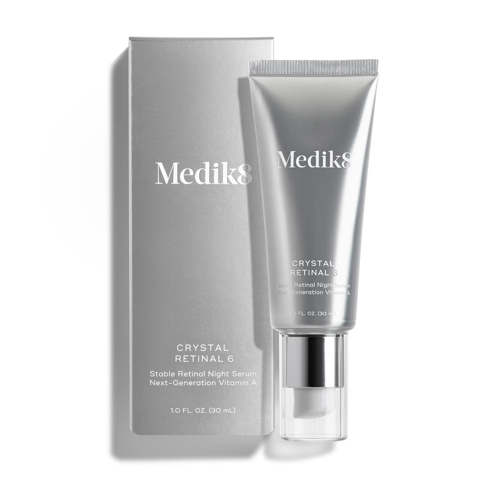 Medik8 Crystal Retinal 6, envase elegante, rutina nocturna para piel radiante.