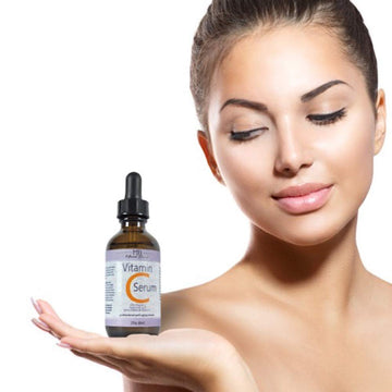 Brillo e hidratación visibles con Meera's Beauty Vitamina C.