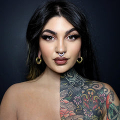ProColoRing de Mehron facilita cubrir tatuajes con tono que se integra.