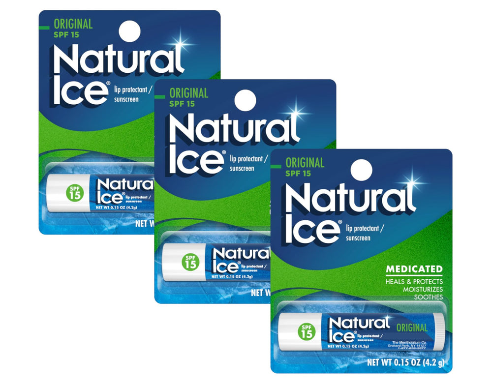Mentholatum Natural Ice Original, aplicación suave para labios durante actividades al aire libre.