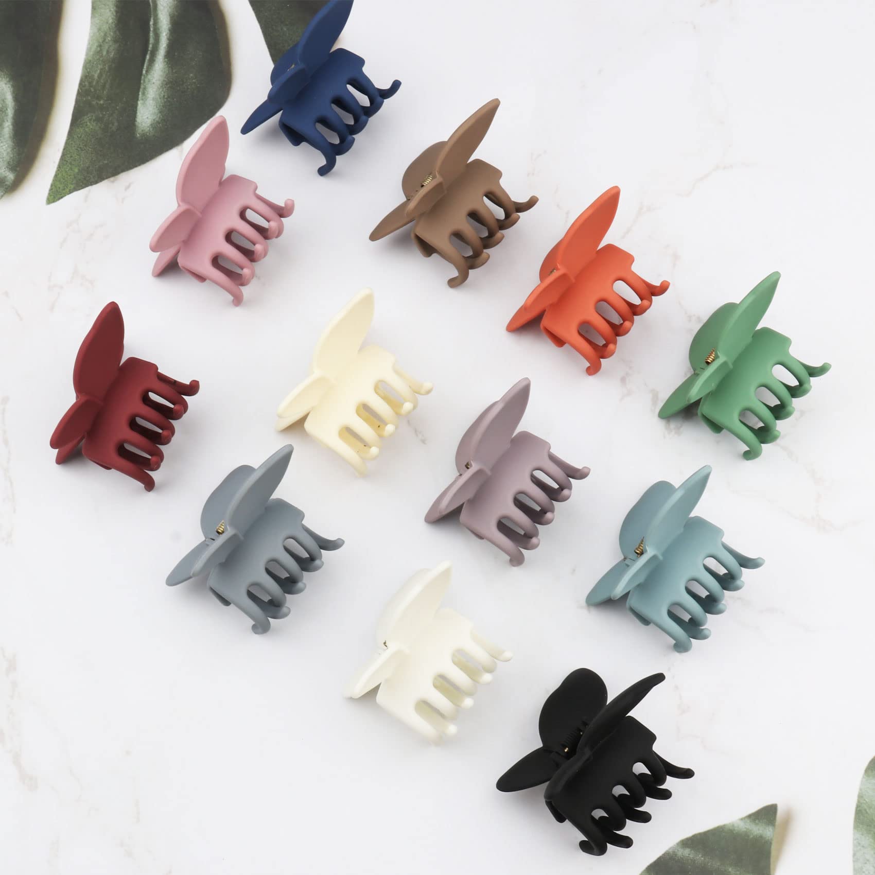 Pinzas Messen para cabello diverso, desde liso hasta rizado.