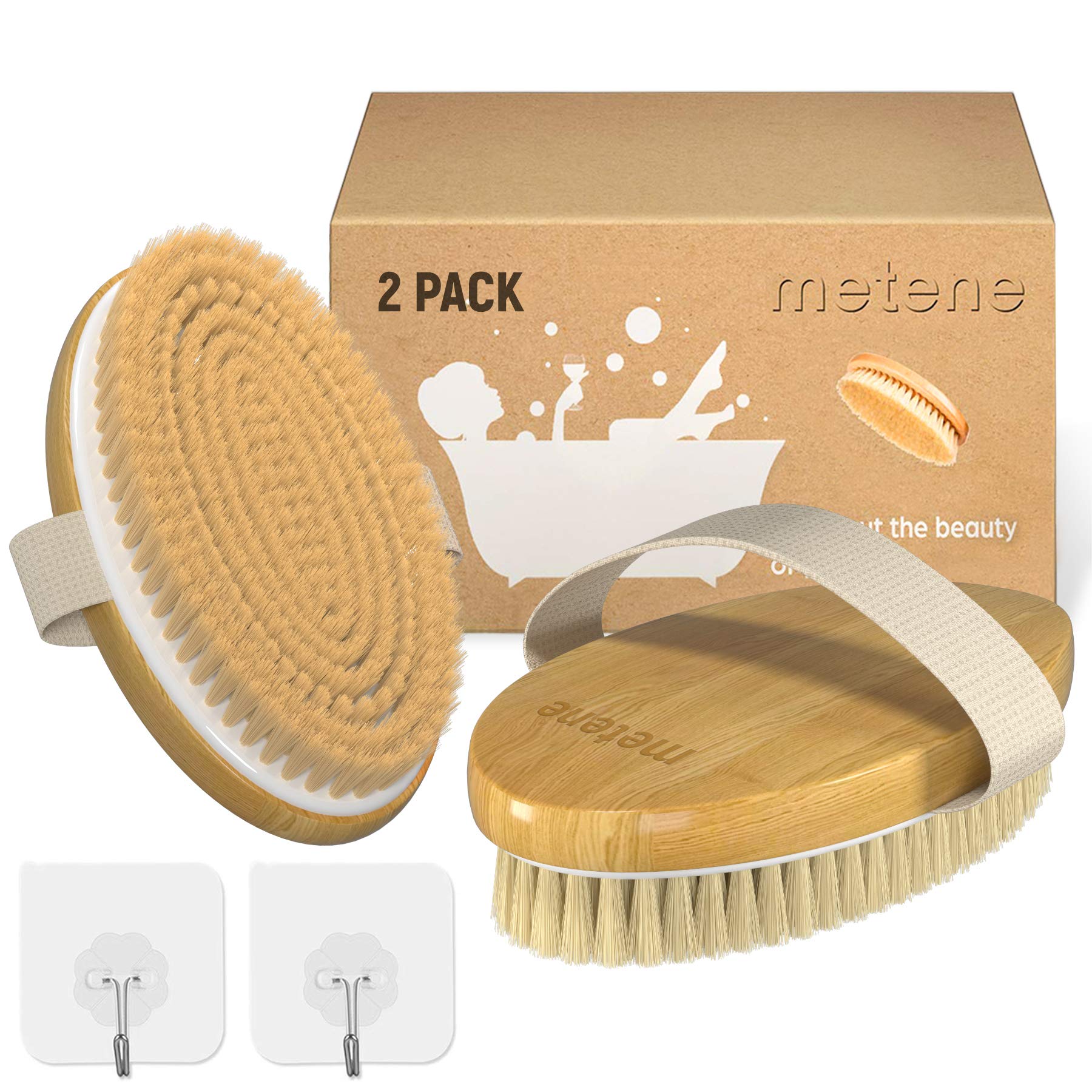 Metene pack con dos cepillos y ganchos para completar tu rutina.