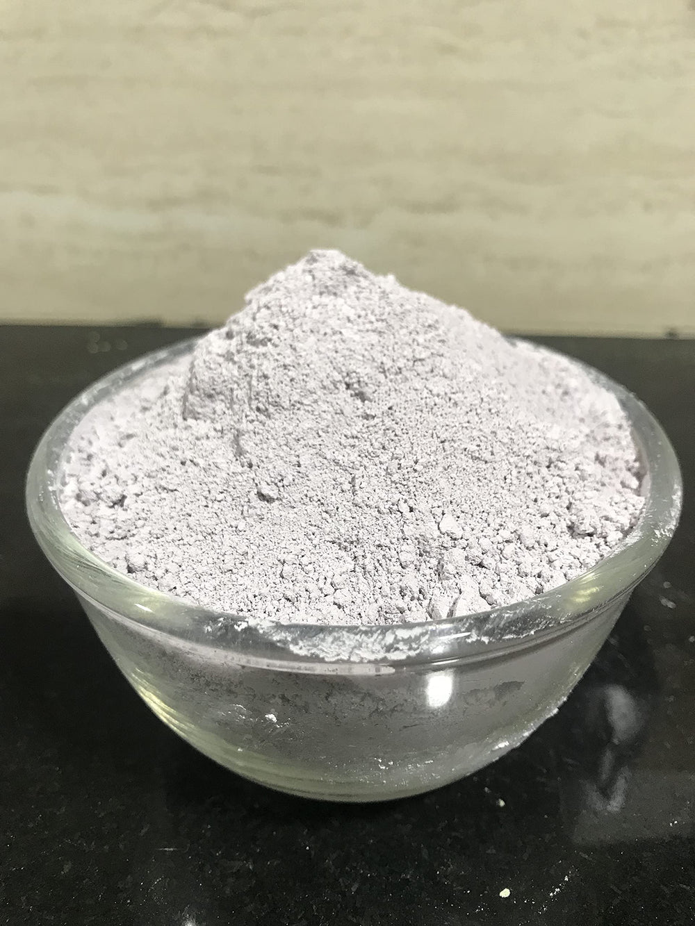 mGanna Arcilla Morada Brasileña: mezcla humedecida para mascarilla facial suave.