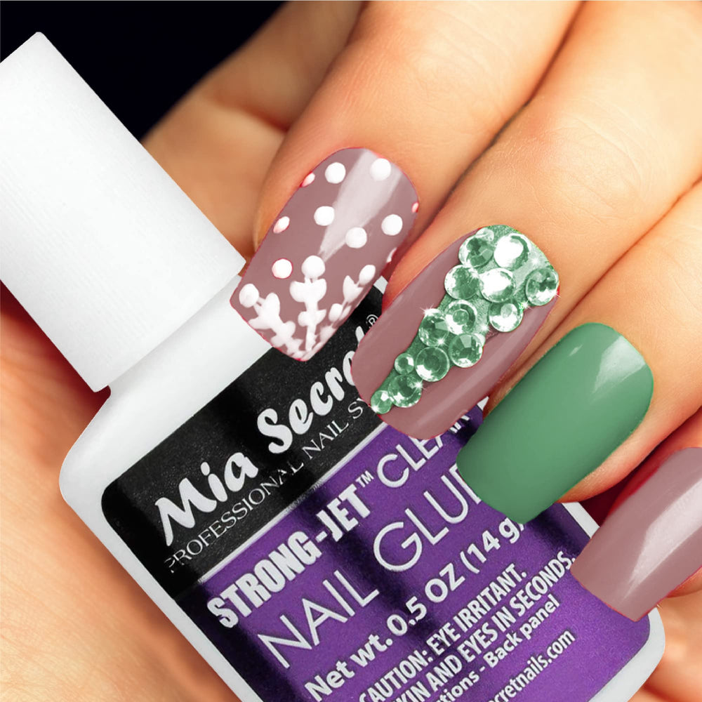 Mia Secret acabado claro deja superficie natural para diseños.
