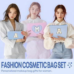 Bolsa mibasies de maquillaje iniciales azul E, tamaño pequeño para bolsito.
