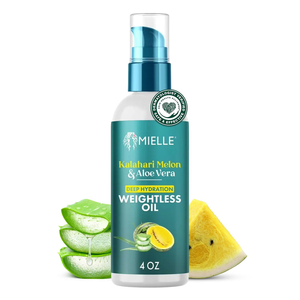 Mielle Organics Aceite Capilar Ligero en botella vertiendo para hidratación sin grasa.