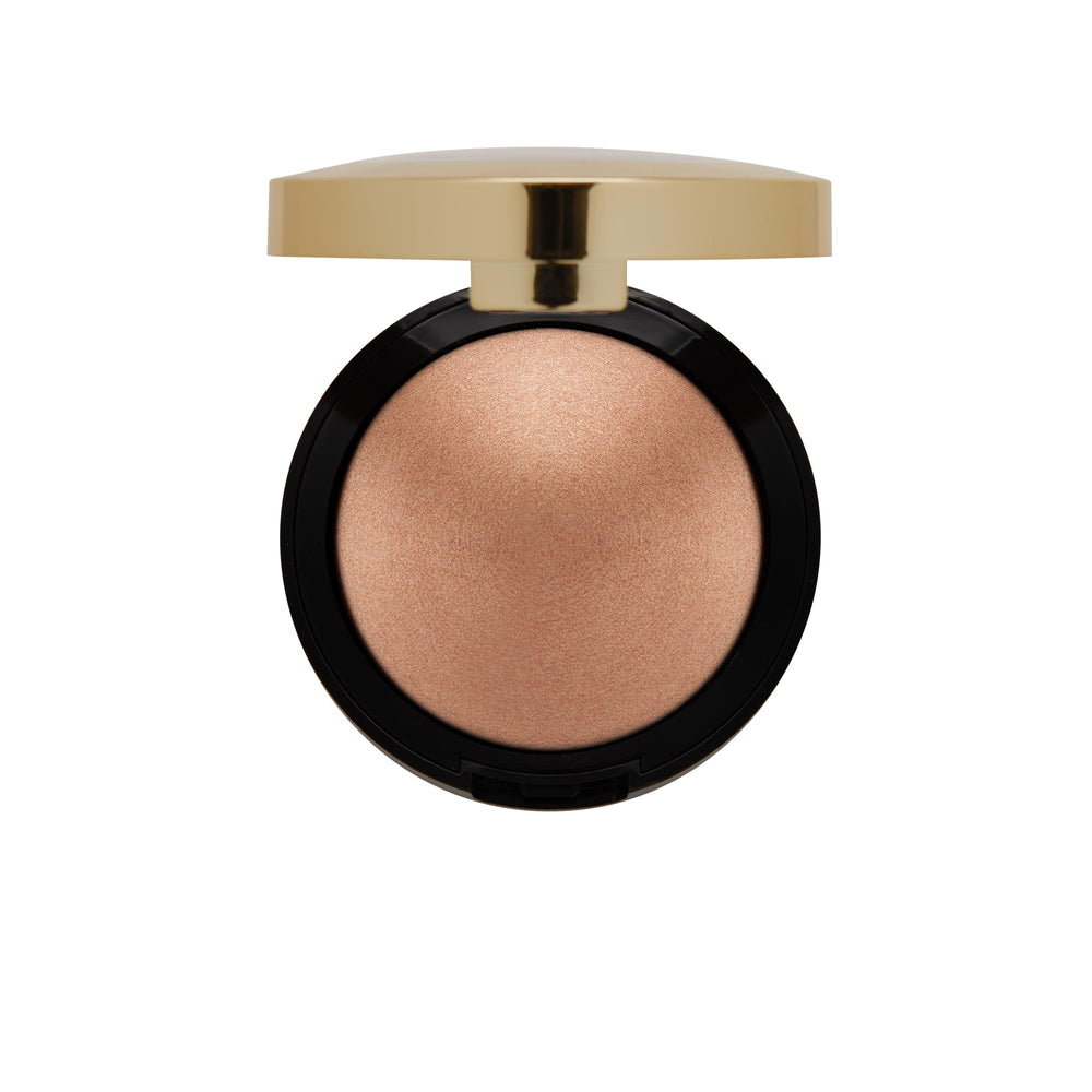 Milani iluminador horneado Rosa Italiana, recomendado con brocha para mejor intensidad.