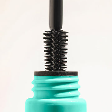 Milani Tubing Mascara: nutricion con karite para pestañas sanas