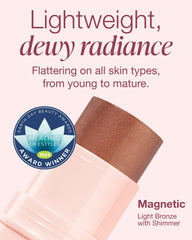 Barra de color Mineral Fusion en los ojos, bronce con destellos para mirada sutil.