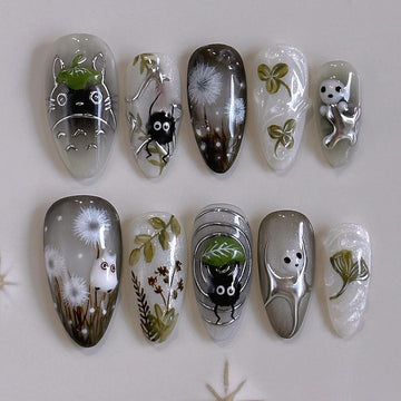Uñas falsas MINGCHUN claras en almendra corta con diseño diente de león para elegancia diaria.