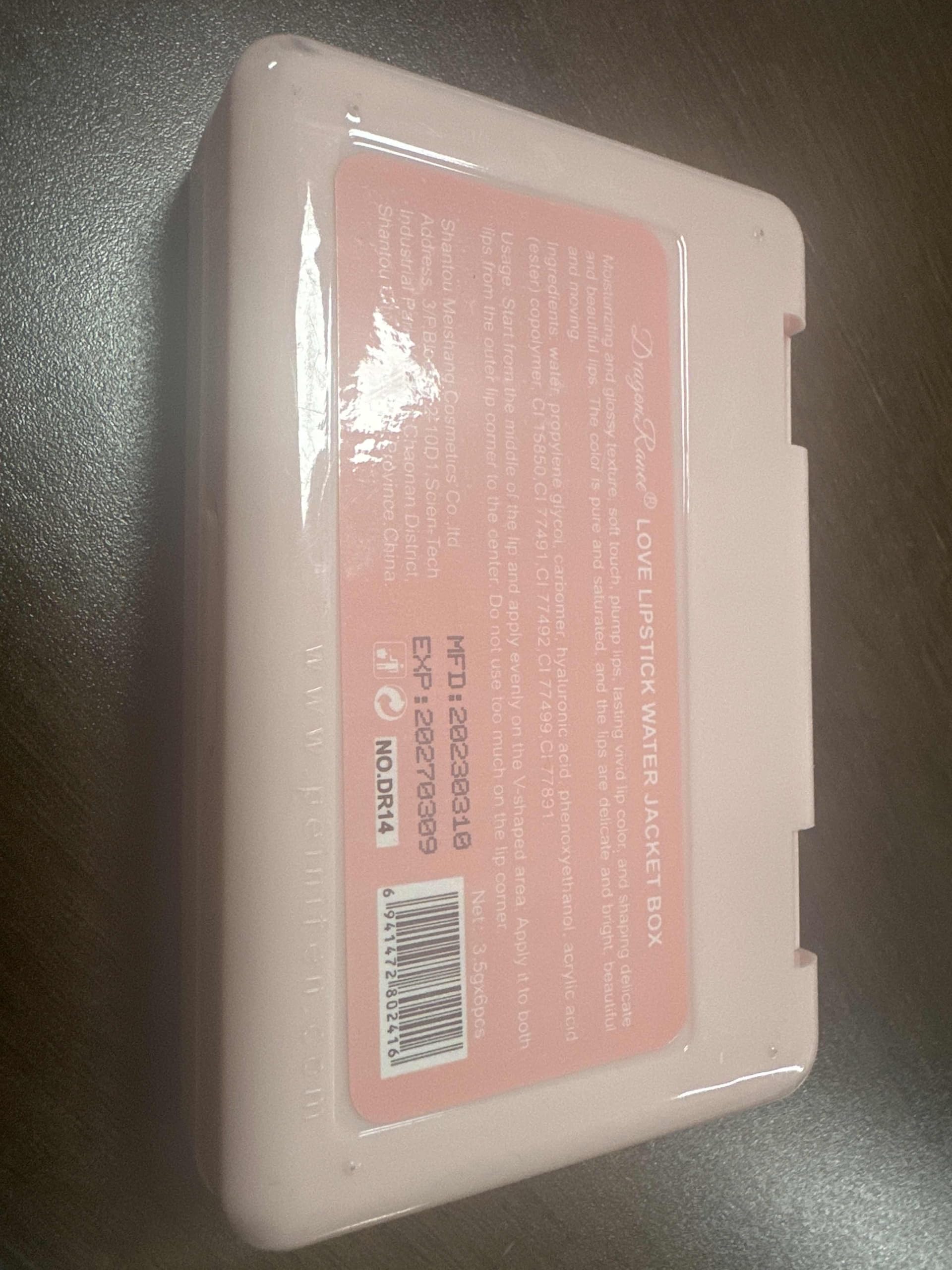 Miniling-kit-belleza-portatil: set compacto ideal para viajes.