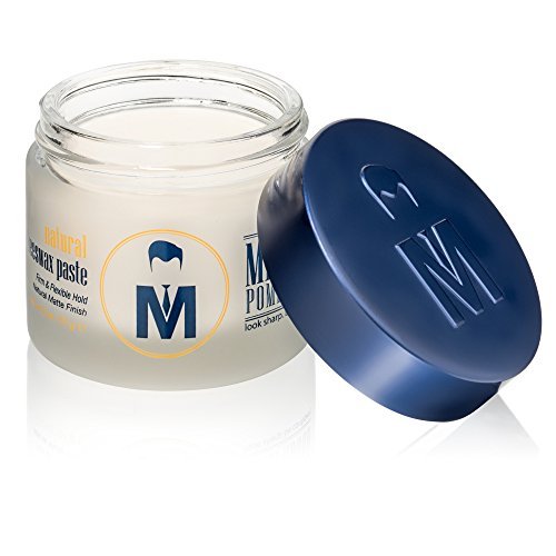 Mister Pompadour: textura mate suave para un look natural y discreto.