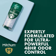Mitchum protección de olor triple: combate olores por calor, movimiento y estrés durante todo el día.