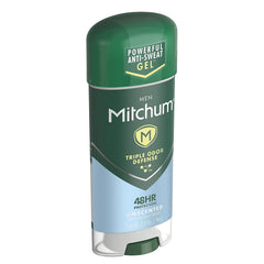 Mitchum sin aroma se aplica sin dejar residuo blanco en la piel.