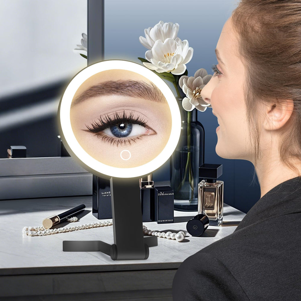 MIYADIVA Utilisation quotidienne du miroir lumineux.