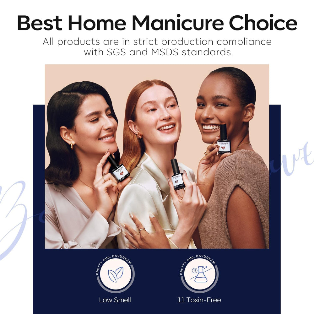 Uñas con esmalte azul marino de Modelones con acabado moderno.