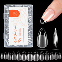 Modelones tips de uñas almendra cortos para un aspecto natural y cómodo.