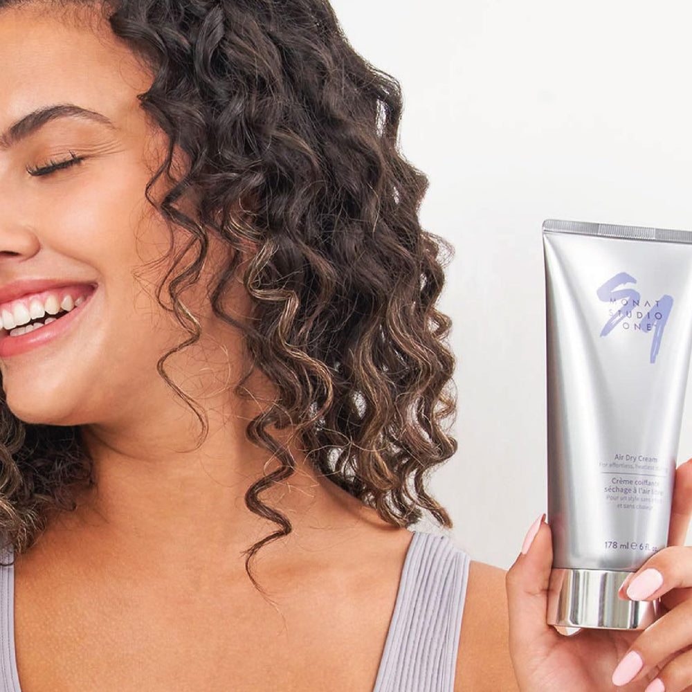 Nutrición y brillo con REJUVENIQE S y semillas en MONAT Studio One