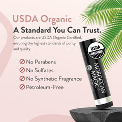 Bálsamo labial Moroccan Magic con argán orgánico, hidrata profundamente.