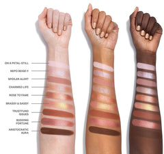 MORPHE Rich & Foiled Artistry Palette, sombras metalicas para brillo intenso.
