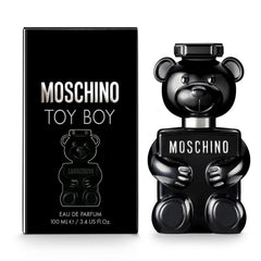 Moschino Toy Boy, botella negra lacada, ideal para noches elegantes.