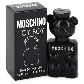 Moschino Toy Boy botella de perfume elegante, ideal para salidas nocturnas.