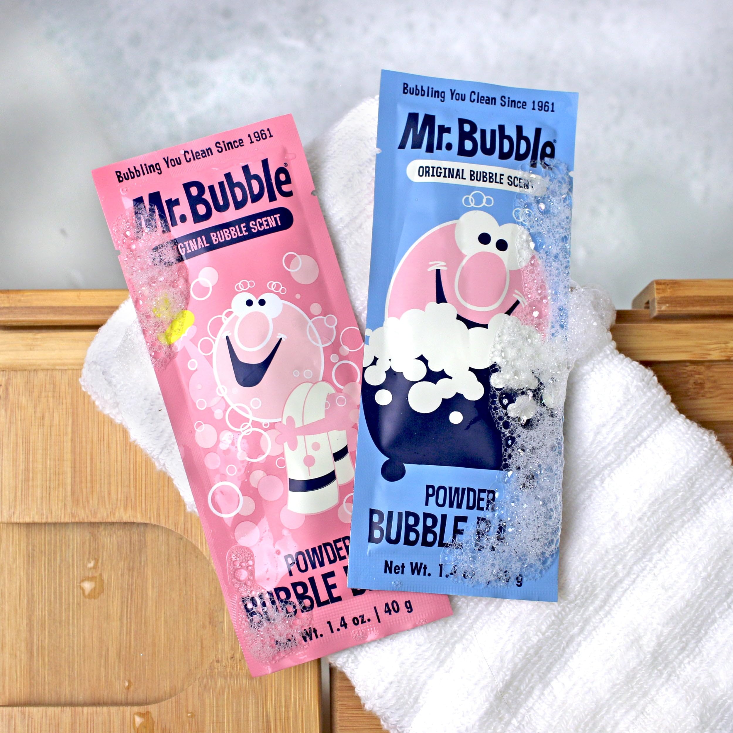 Mr. Bubble Retro detalle del sobre, fórmula suave para piel sensible.