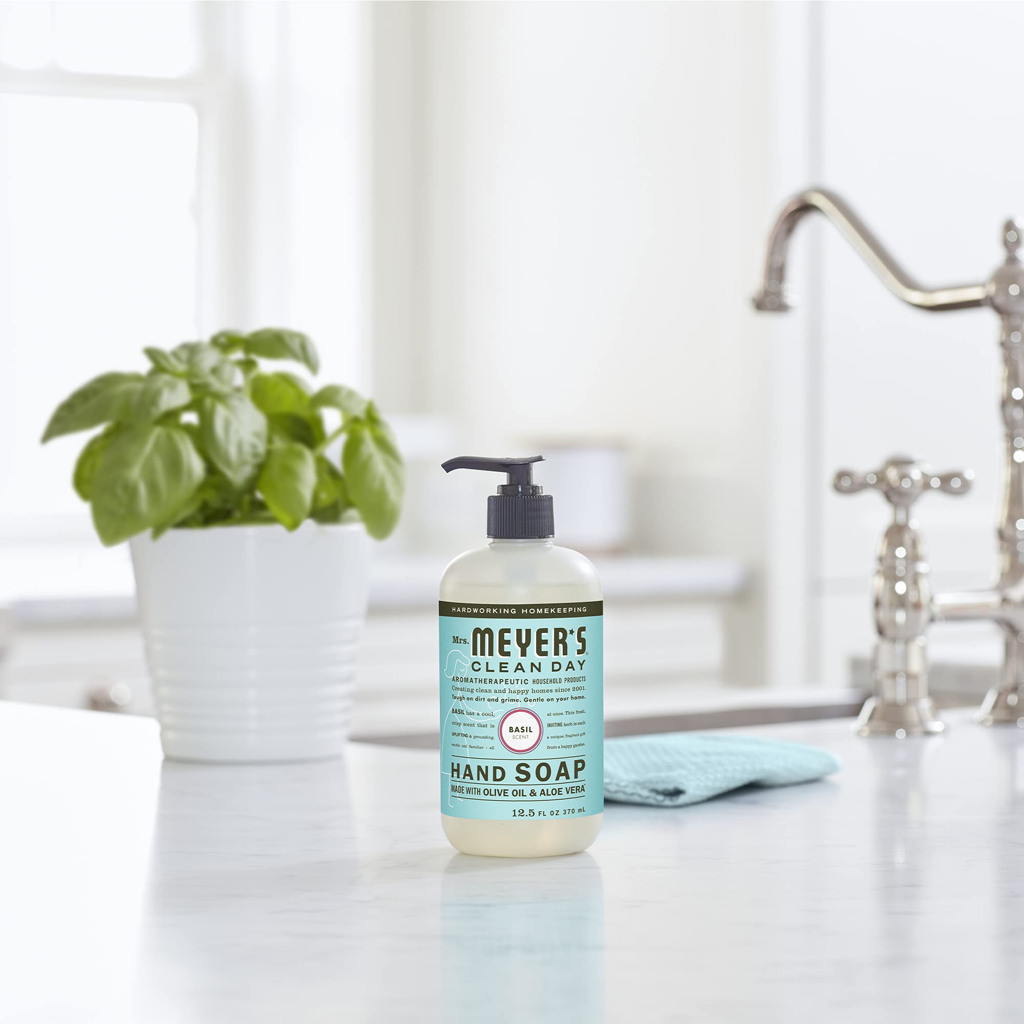 Fórmula MRS. MEYER'S CLEAN DAY con aloe vera y aceite de oliva