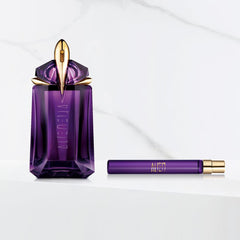 Mugler Alien, ambar blanco añade elegancia sutil.
