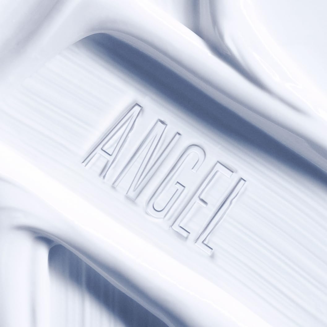 Mugler Angel crema corporal con textura sedosa para aplicación suave.