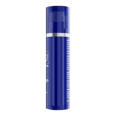N1O1 serum activador en manos aplicando, deja sensación fresca y suave.