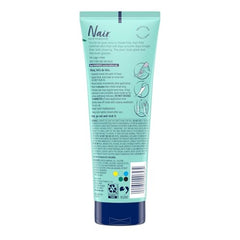 Nair textura suave durante la aplicación de algas.