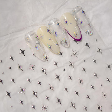 Namrec diseño estelar para uñas, efecto aurora plata.