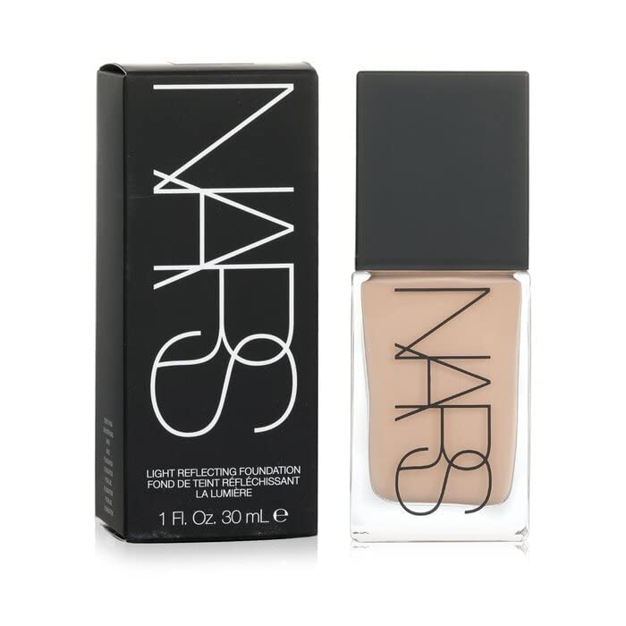 NARS fond de teint L2 Mont Blanc, teinte naturelle pour un rendu léger et lumineux.