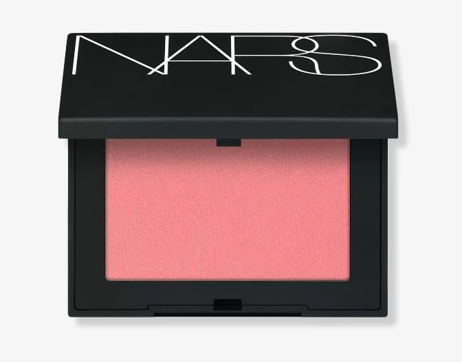 NARS Orgasm Edge blush: tono durazno rosado mate para realzar la tez con color duradero