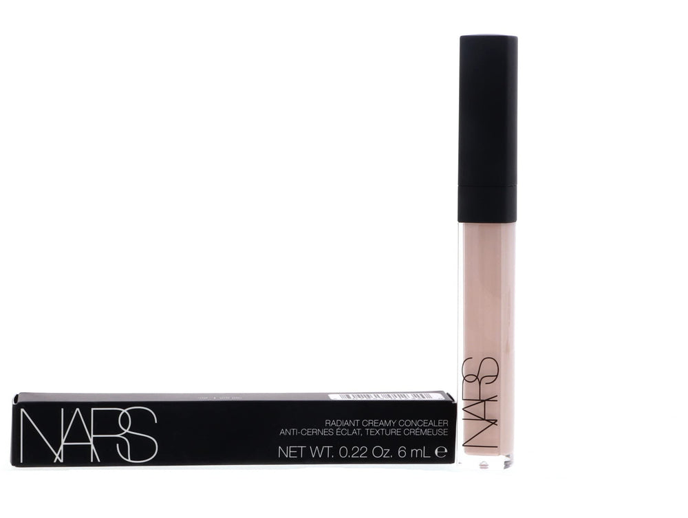 NARS Radiant Creamy Concealer Vanilla acabado luminoso sin parecer graso.