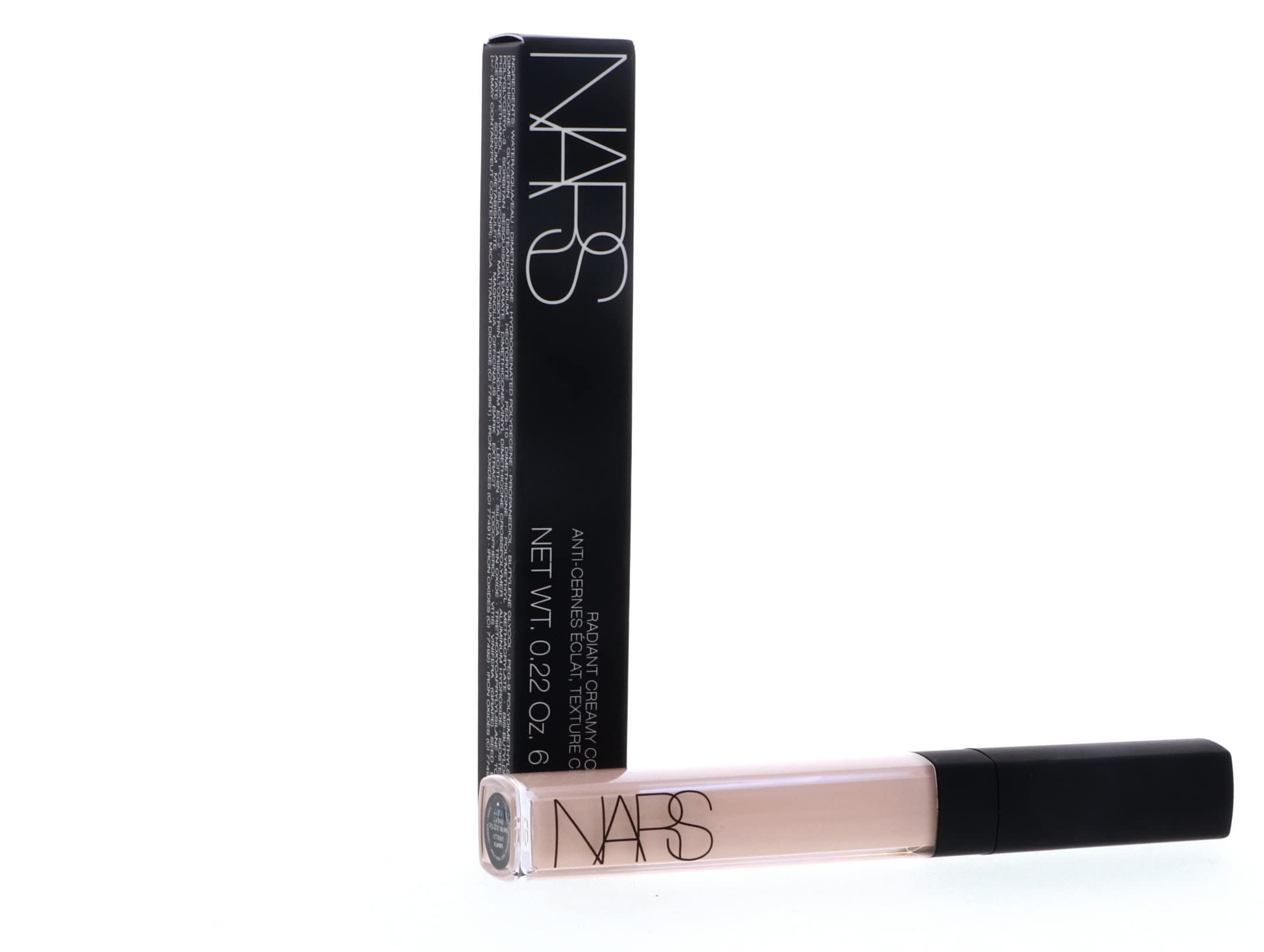 NARS Radiant Creamy Concealer Vanilla envase elegante y práctico.