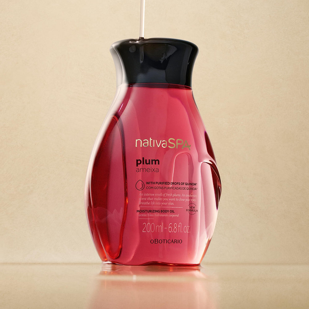 Nativa Spa Plum Oil : application en massage pour peau douce et souple.