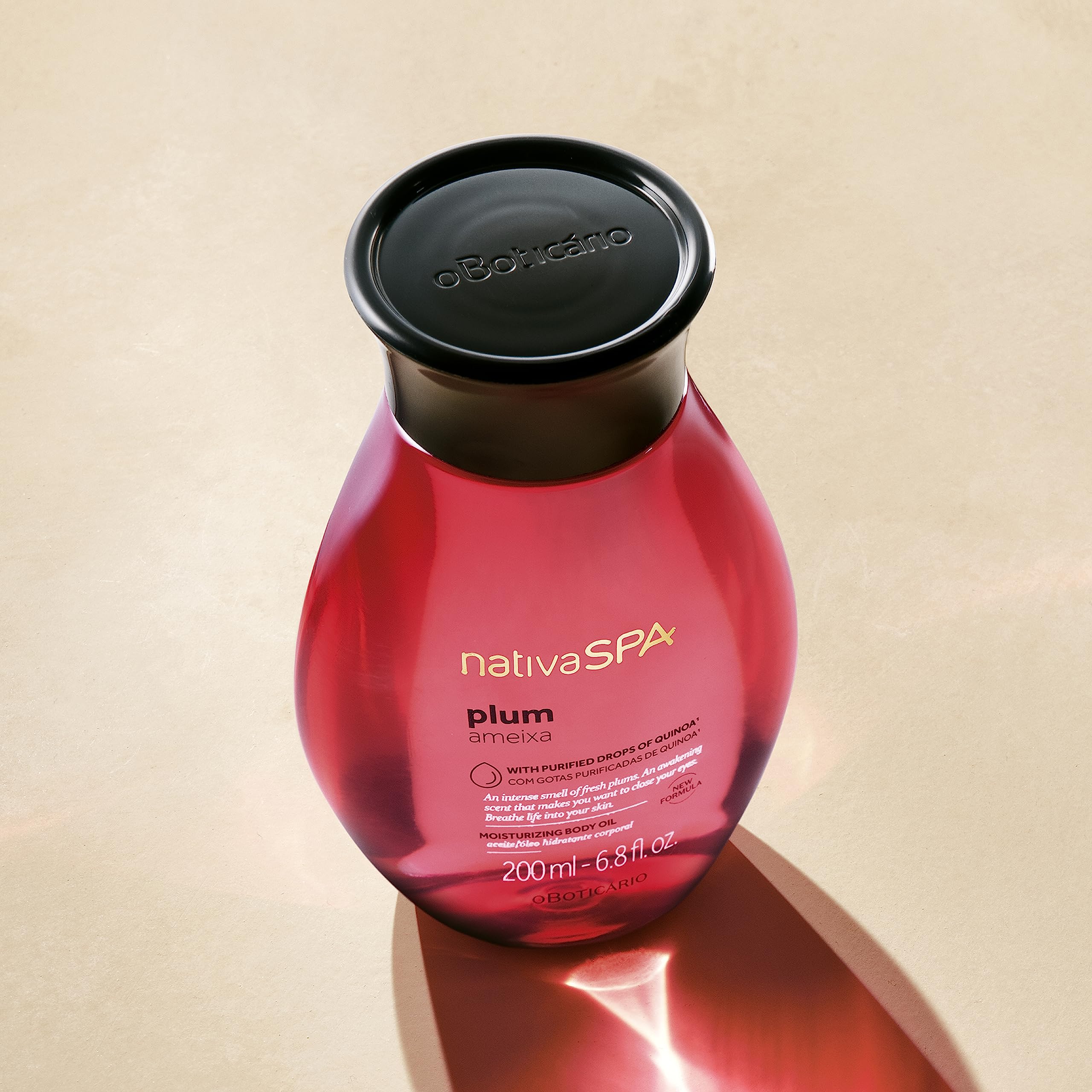 Nativa Spa Plum Oil : parfum boisé-floriental enveloppant et sensuel.