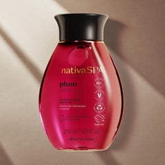 Nativa Spa Plum Oil : texture veloutée qui pénètre rapidement sans gras.